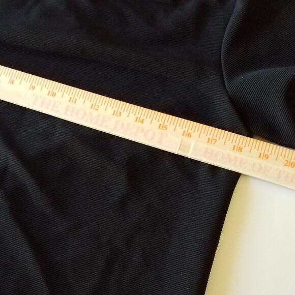 Bailey 44 Ribbed Black Short Sleeve Stretch Top 1/4 Zip Back M - Picture 6 of 7